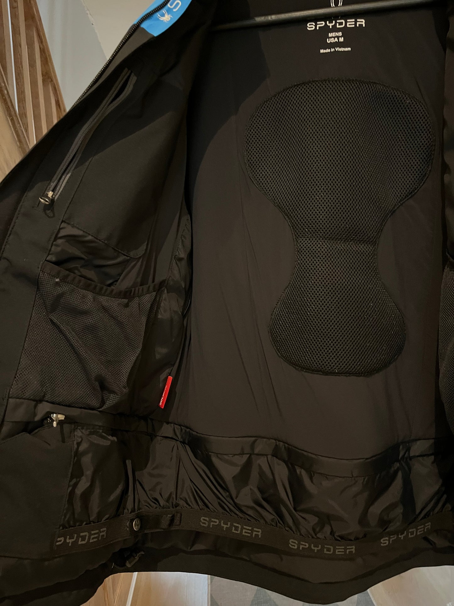 Mens medium XTL 20K-30K Ski jacket