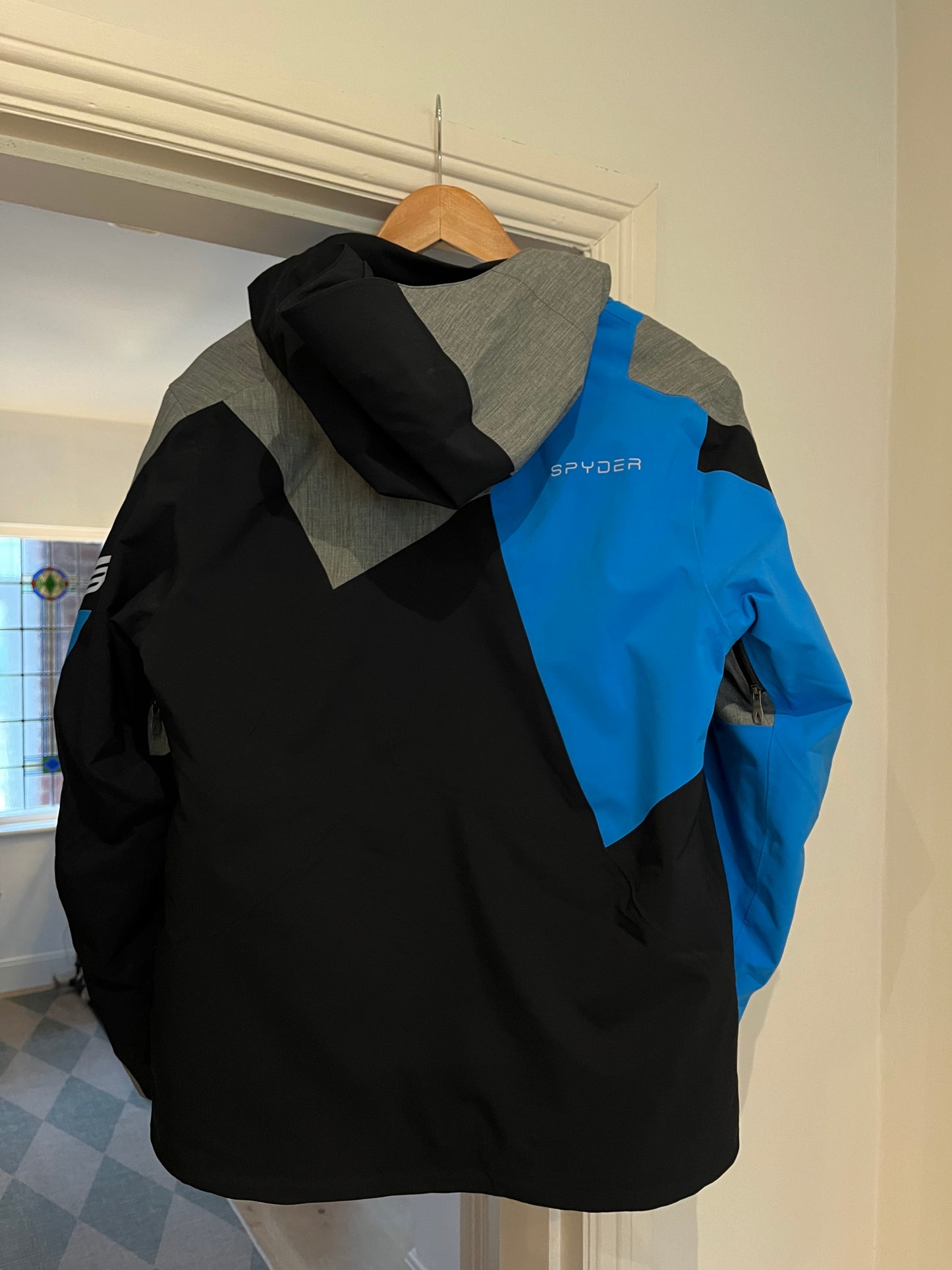 Mens medium XTL 20K-30K Ski jacket